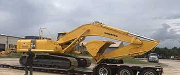 Excavator loaded for heavy haul transport